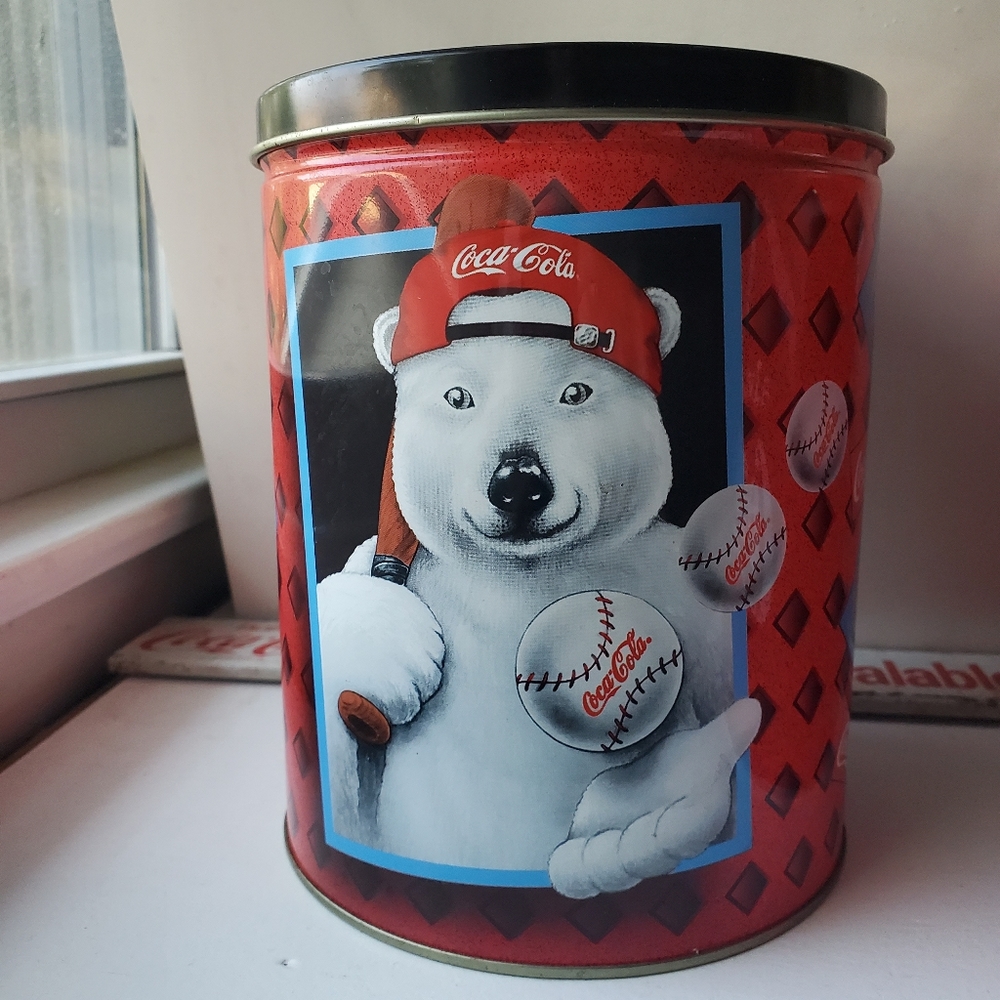 VTG 1997 Coca Cola Polar Bear Collectible Popcorn Gift Tin Can Baseball.